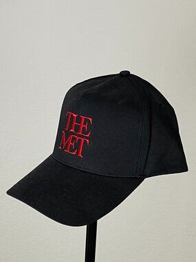 THE MET x PacSun Twill Snapback Hat